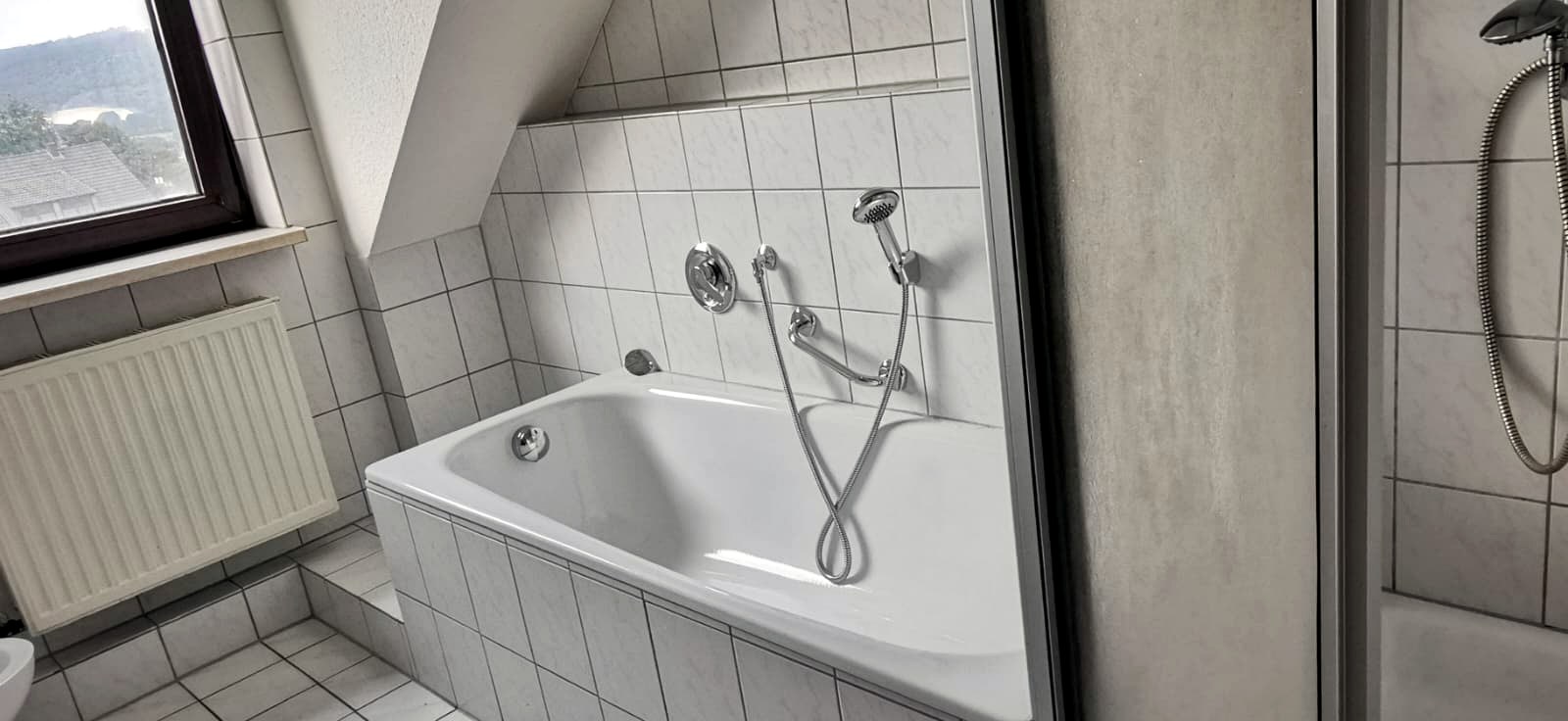 Sauberes Badezimmer nach der professionellen Aufbereitung
